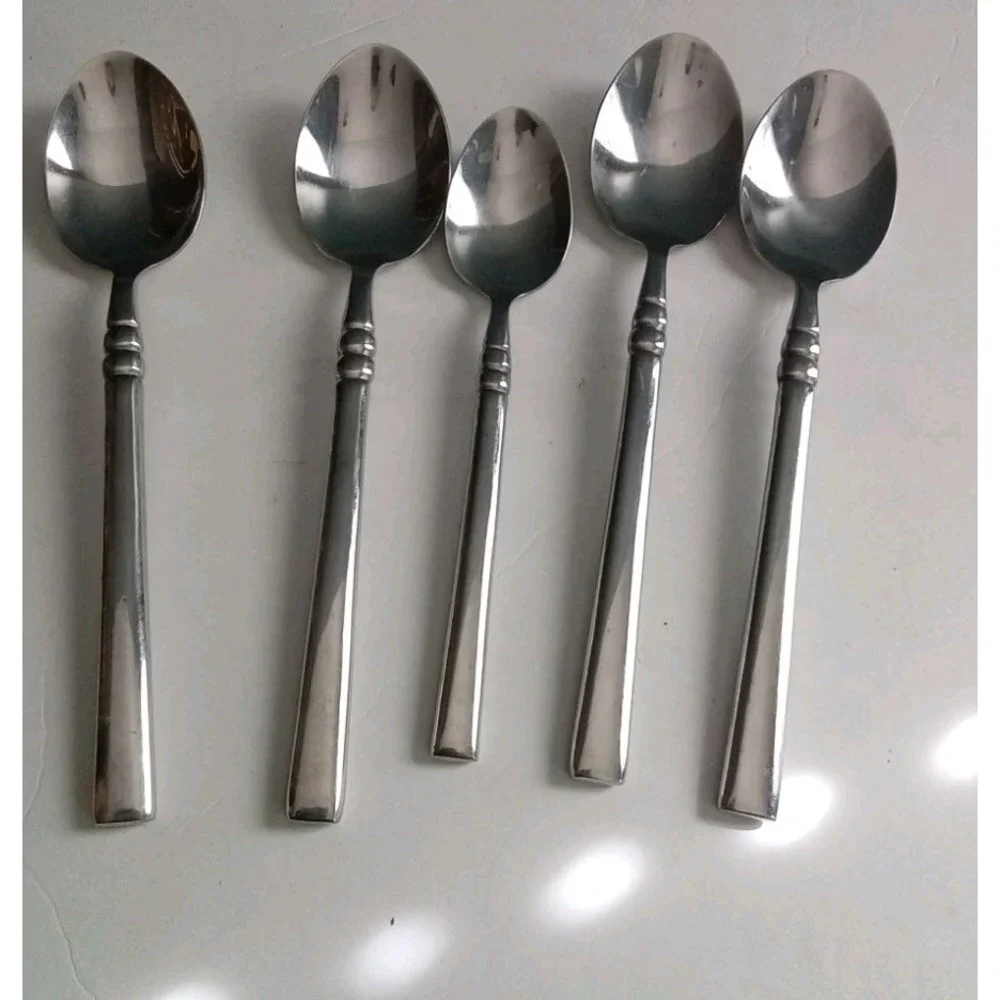 Set of 5 Stainless Steel Spoons,‎ Silverware Flatware Kitchen Utensils